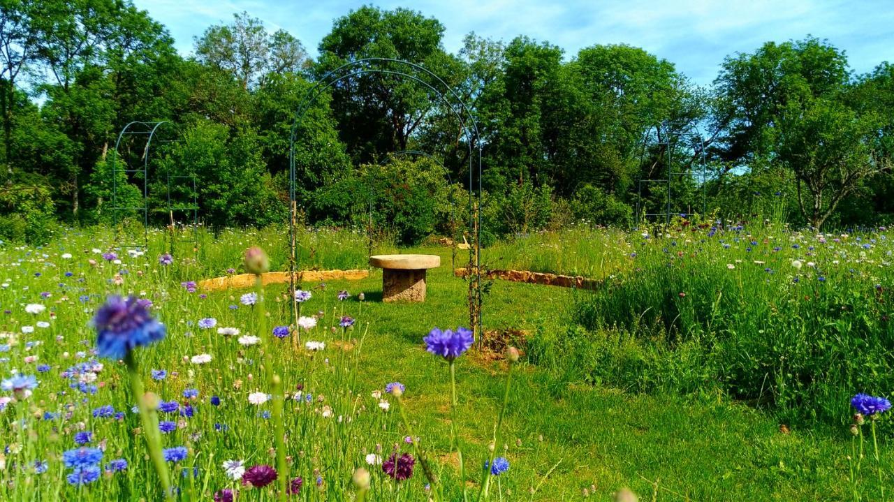 Jardin Des Sens, La Rente D'Eguilly Panzió Kültér fotó